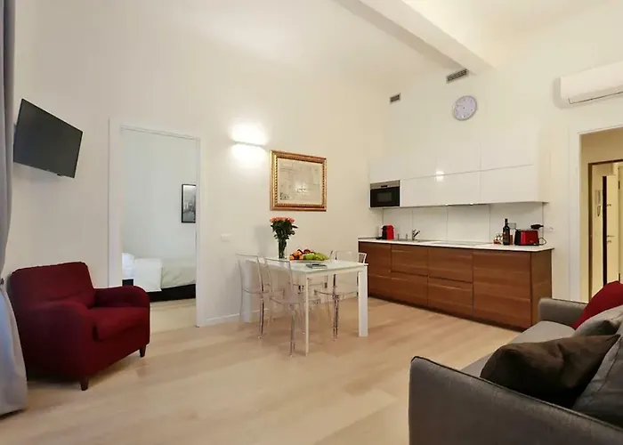 Opera 19 Luxury Apartment